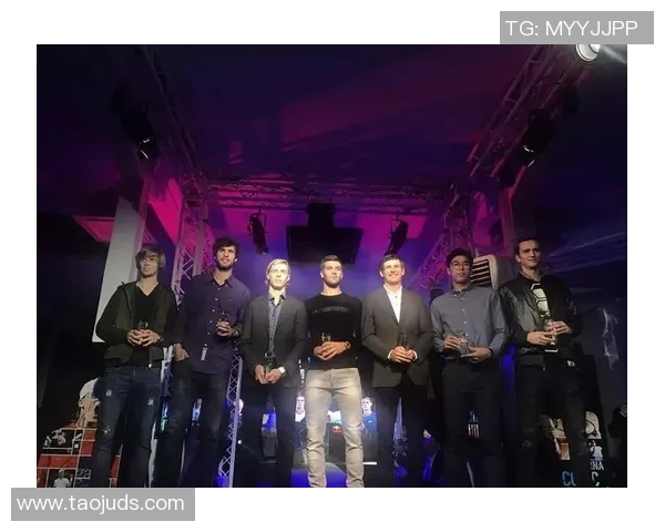 南京网球队与重庆网球队赛后状态分析与复盘探讨